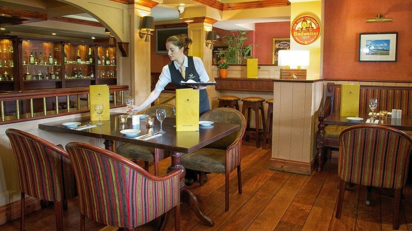 Imagen del bar/restaurante del Hotel Torc. Foto 4