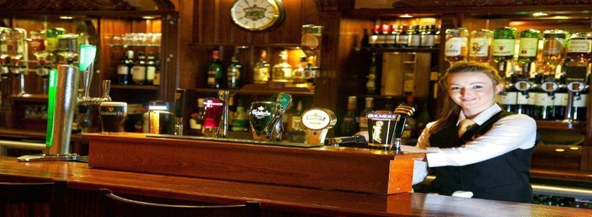 Imagen del bar/restaurante del Hotel Torc. Foto 5