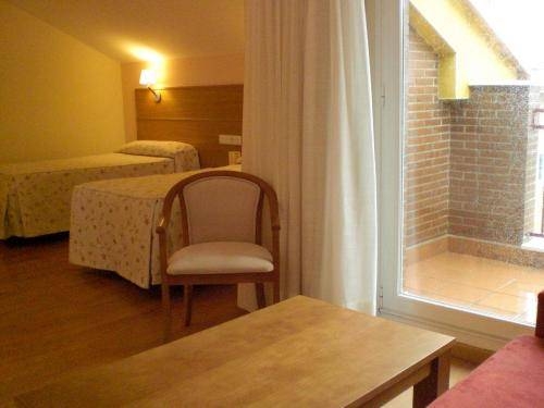 Imagen de la habitación del Hotel Torcal. Foto 2