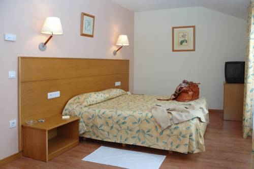 Imagen de la habitación del Hotel Torcal. Foto 5