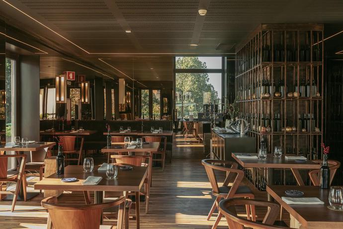 Imagen del bar/restaurante del Hotel Torel Avantgarde. Foto 3