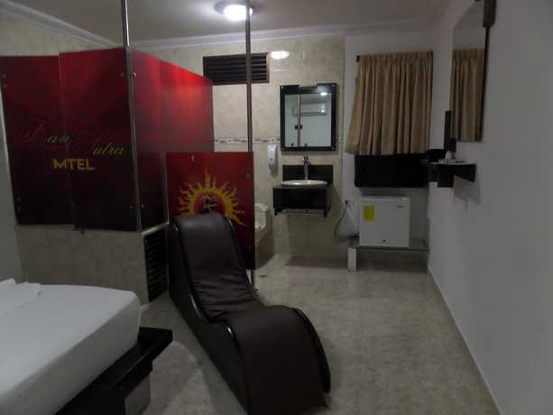 Imagen de la habitación del Hotel Torettos. Foto 19