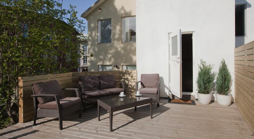 Imagen de los exteriores del Hotel Torg Guesthouse. Foto 10