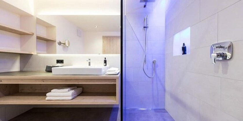 Imagen de la habitación del Hotel Torgglhof Kaltern. Foto 8