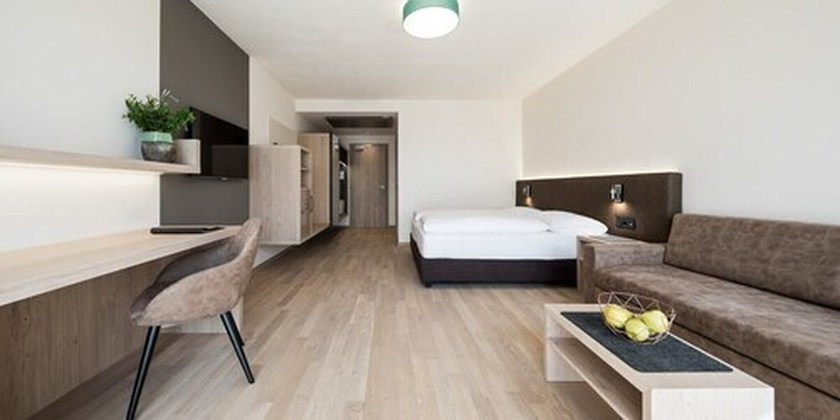 Imagen de la habitación del Hotel Torgglhof Kaltern. Foto 10