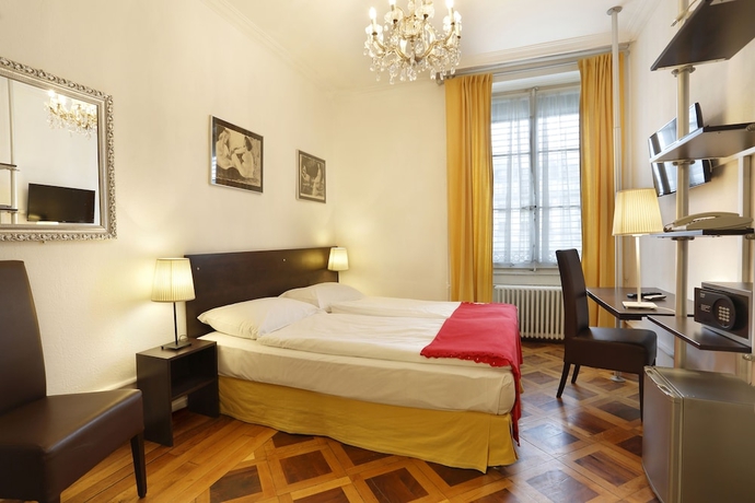 Imagen de la habitación del Hotel Torhôtel Genève. Foto 2