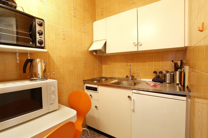 Imagen de la habitación del Hotel Torhôtel Genève. Foto 16