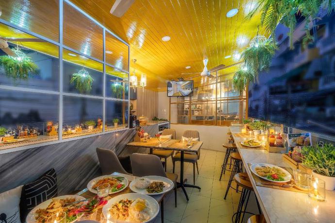 Imagen del bar/restaurante del Hotel Tori Prestige Bangkok. Foto 2