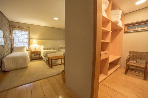 Imagen de la habitación del Hotel Toriba. Foto 7