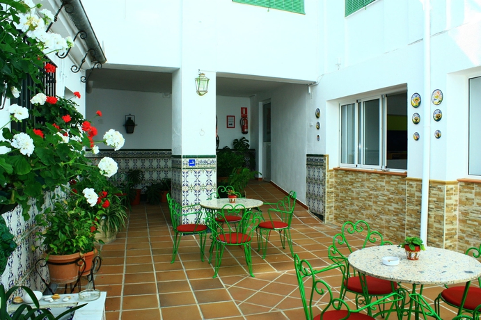 Imagen general del Hotel Toril. Foto 1