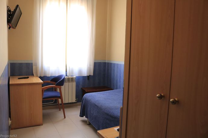 Imagen de la habitación del Hotel Torino, El Masnou. Foto 12