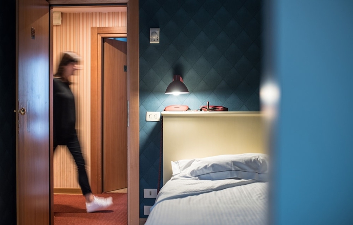 Imagen de la habitación del Hotel Torino, Parma. Foto 7