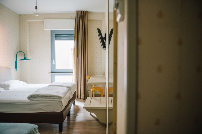 Imagen de la habitación del Hotel Torino, Parma. Foto 9