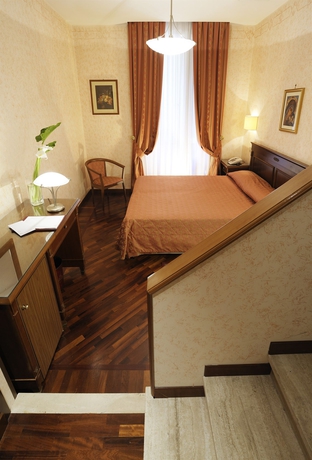 Imagen de la habitación del Hotel Torino, Roma. Foto 6