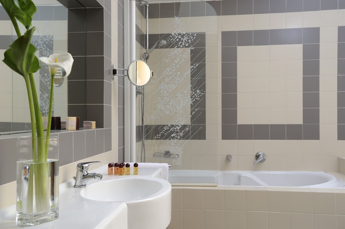 Imagen de la habitación del Hotel Torino, Roma. Foto 7