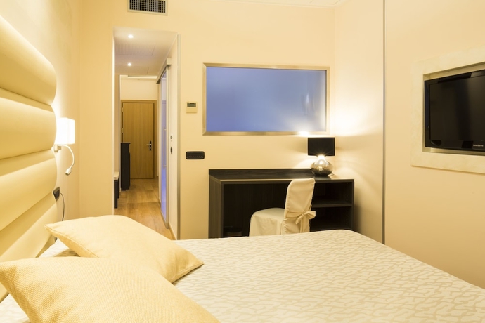 Imagen de la habitación del Hotel Torino Wellness and Spa. Foto 4