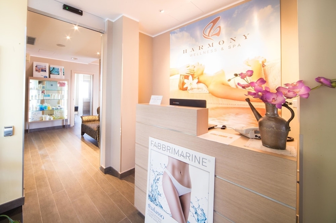 Imagen de los interiores del Hotel Torino Wellness and Spa. Foto 19