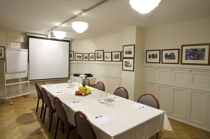Imagen de los interiores del Hotel Torn&oslash;es. Foto 17
