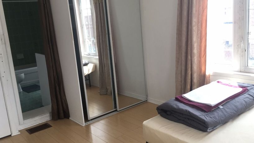 Imagen de la habitación del Hotel Toronto North Travellers Home. Foto 16