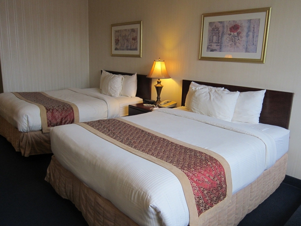 Imagen de la habitación del Hotel Toronto Plaza Airport. Foto 4