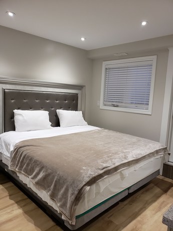 Imagen de la habitación del Hotel Toronto Rooms and Suites. Foto 8