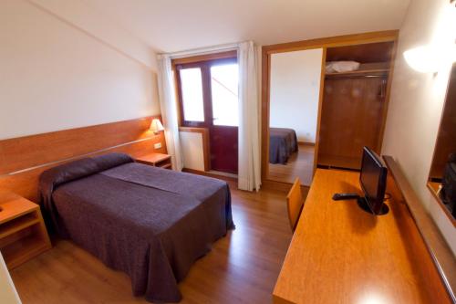 Imagen de la habitación del Hotel Torques. Foto 4