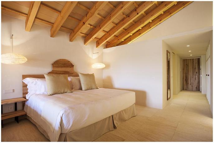 Imagen de la habitación del Hotel Torralbenc. Foto 7