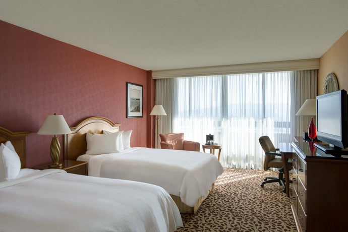 Imagen de la habitación del Hotel Torrance Marriott Redondo Beach. Foto 5