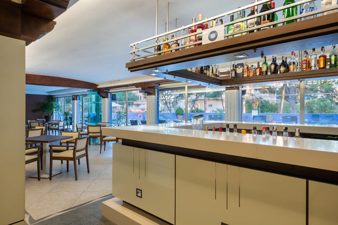 Imagen del bar/restaurante del Hotel Torre Azul and Spa - Adults Only. Foto 3