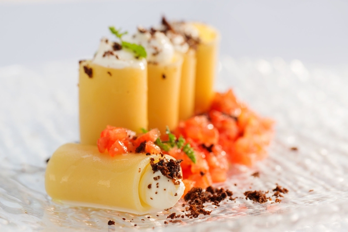 Imagen del bar/restaurante del Hotel Torre Barbara. Foto 5