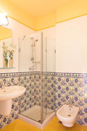 Imagen de la habitación del Hotel Torre Bennistra. Foto 11