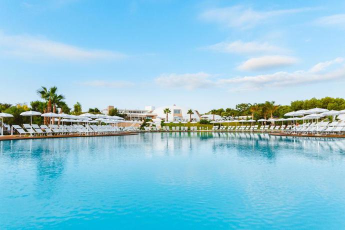 Imagen general del Hotel Torre Cintola Greenblu Sea Emotions. Foto 9