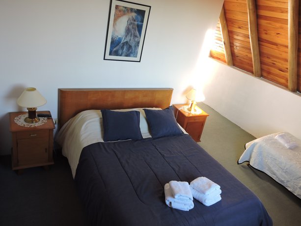 Imagen de la habitación del Hotel Torre Colon. Foto 18