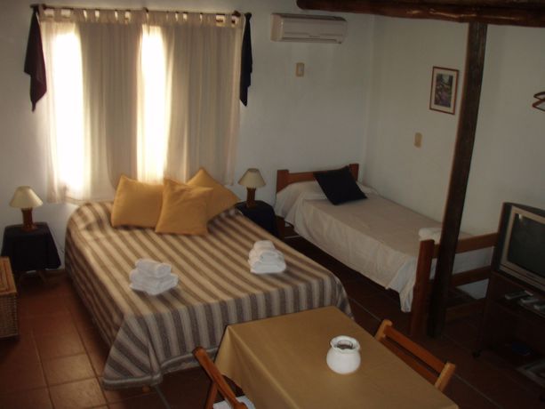 Imagen de la habitación del Hotel Torre Colon. Foto 19