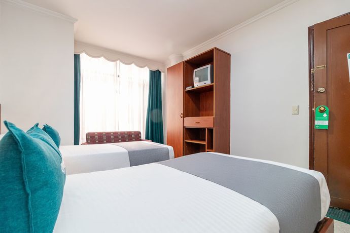 Imagen de la habitación del Hotel Torre Colpatria. Foto 5