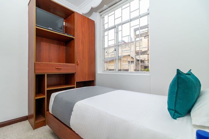 Imagen de la habitación del Hotel Torre Colpatria. Foto 7