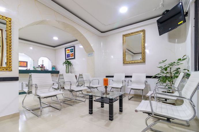 Imagen de los interiores del Hotel Torre Colpatria. Foto 18