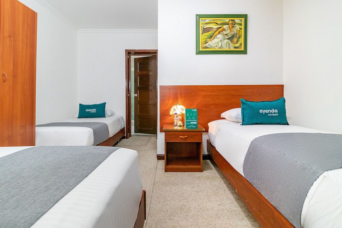 Imagen de la habitación del Hotel Torre Colpatria. Foto 8