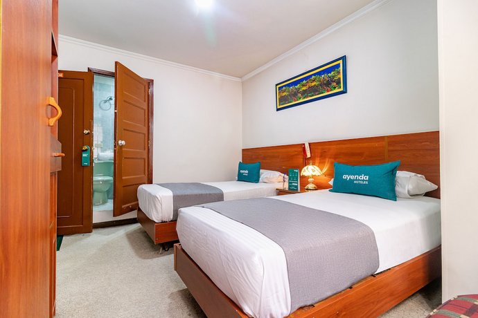 Imagen de la habitación del Hotel Torre Colpatria. Foto 16