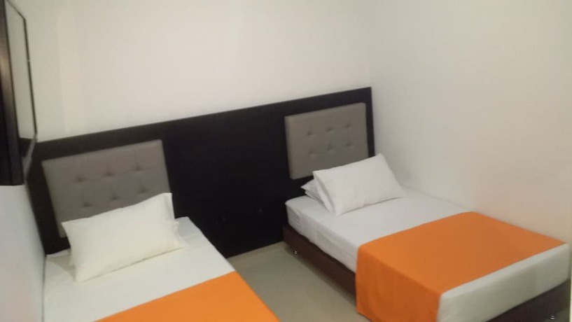 Imagen de la habitación del Hotel Torre Coral. Foto 13