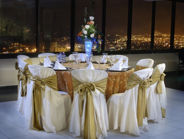 Imagen de los interiores del Hotel Torre De Cali Plaza. Foto 11