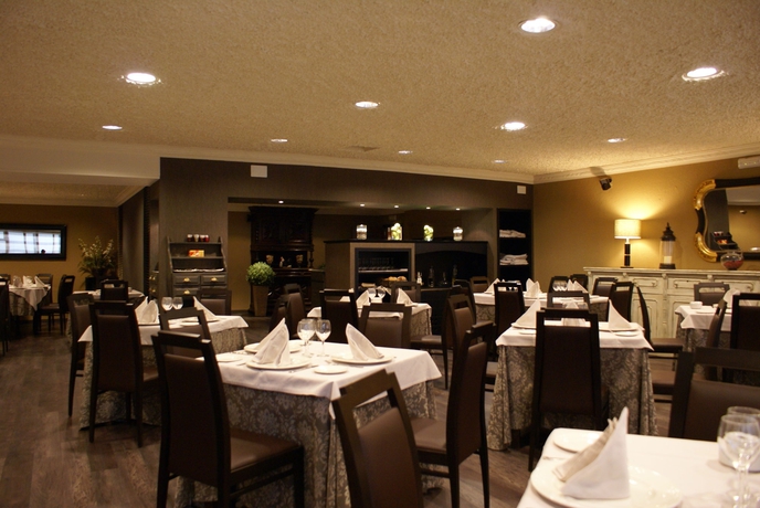 Imagen del bar/restaurante del Hotel Torre De Nuñez. Foto 3