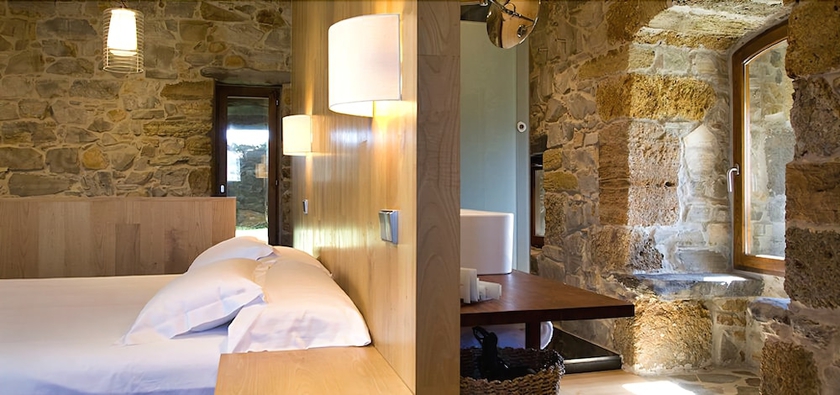 Imagen de la habitación del Hotel Torre De Villademoros. Foto 9