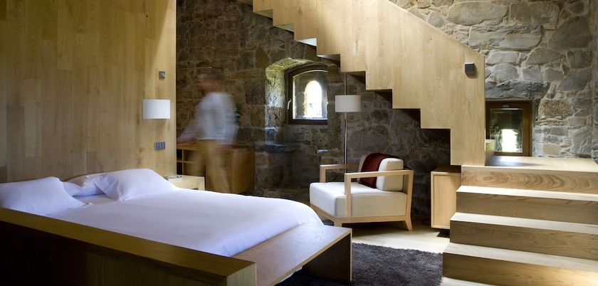 Imagen de la habitación del Hotel Torre De Villademoros. Foto 11
