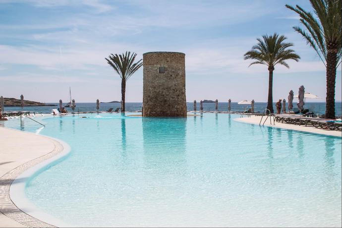 Imagen de la piscina del Hotel Torre Del Mar. Foto 42