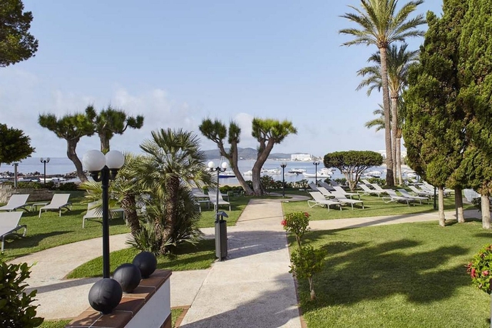 Imagen de los exteriores del Hotel Torre Del Mar. Foto 24