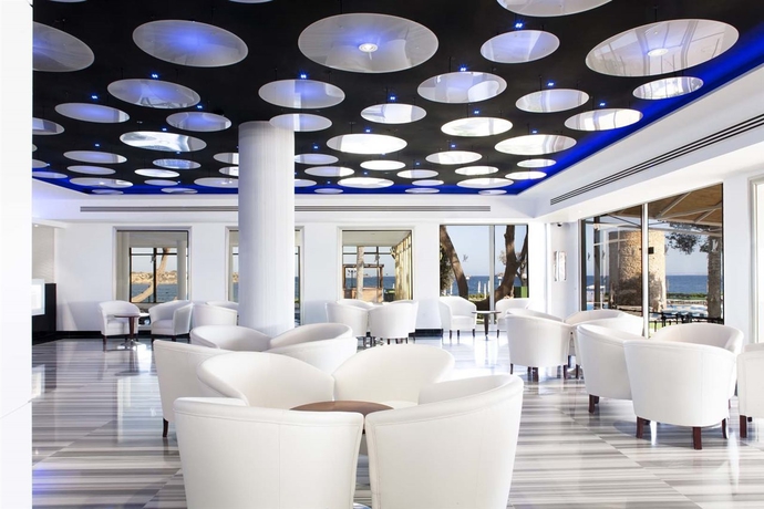 Imagen de los interiores del Hotel Torre Del Mar. Foto 32