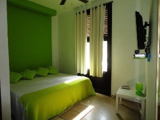 Imagen de la habitación del Hotel Torre Del Reloj. Foto 5