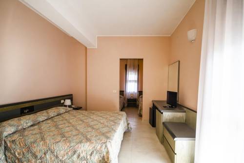 Imagen de la habitación del Hotel Torre Del Sole, Tarquinia. Foto 9