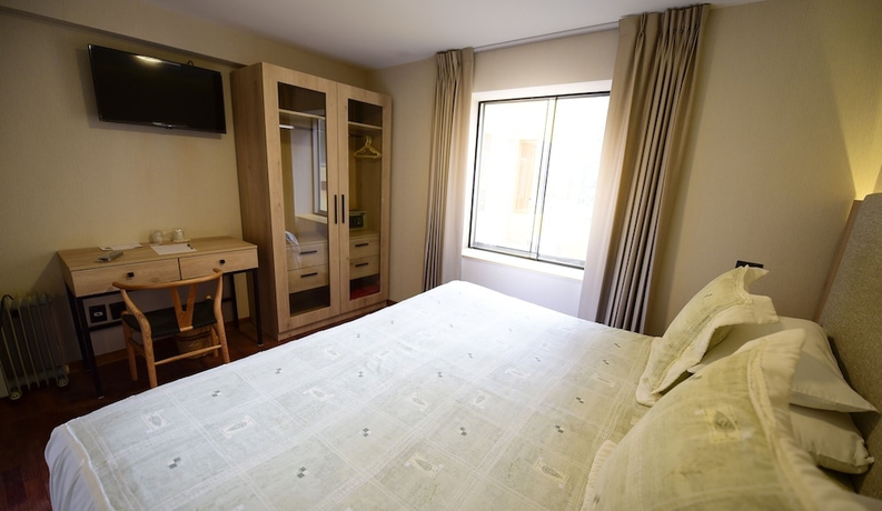 Imagen de la habitación del Hotel Torre Dorada. Foto 9